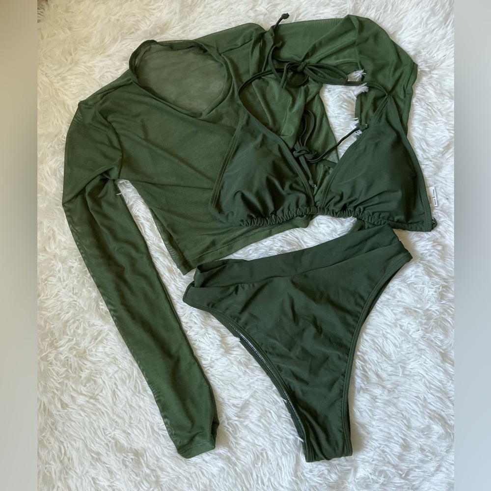 Green 3-Piece Swimsuit Set–Size L–Mesh Top, High-Waisted Bottoms, Triangle Top